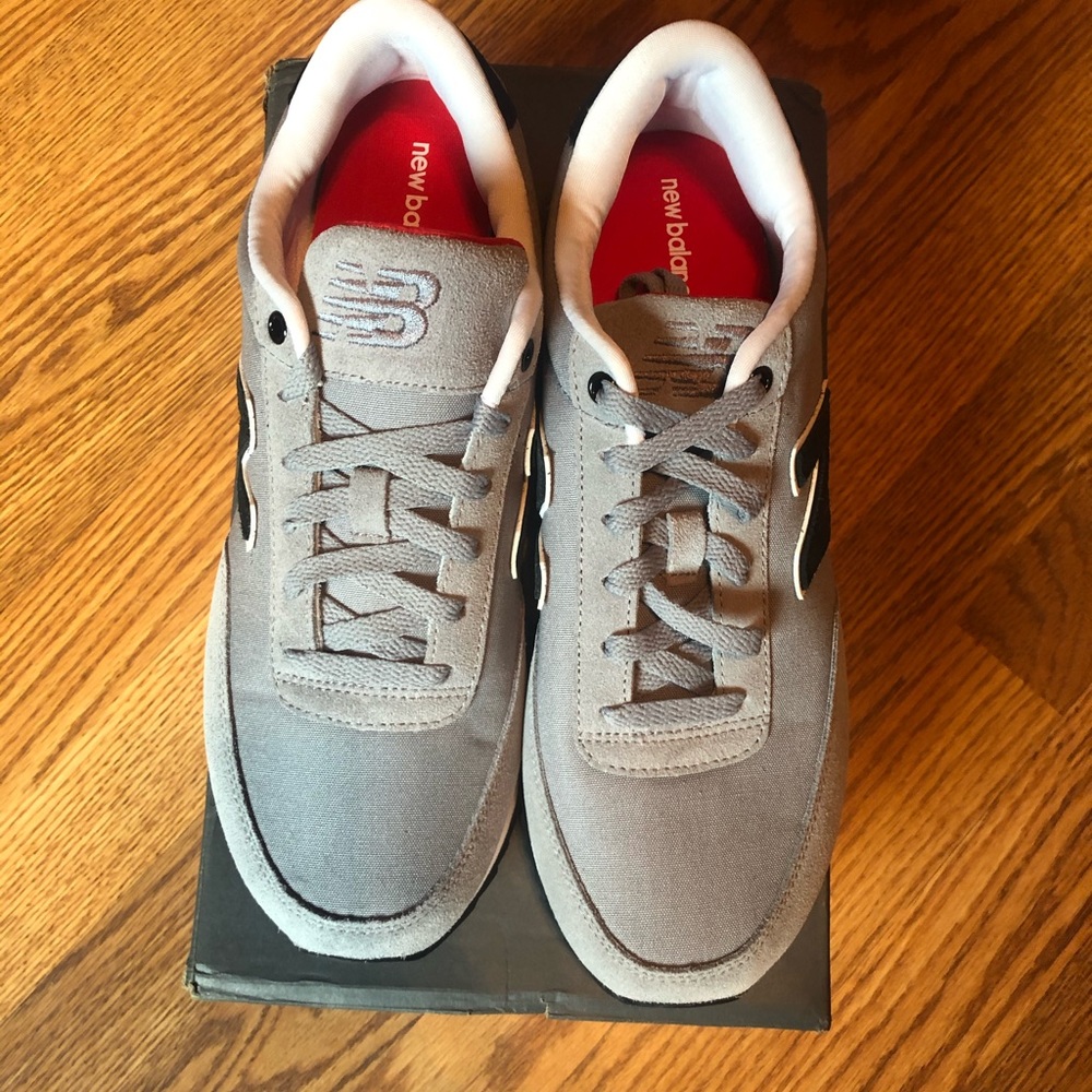 Men's BNIB Gray New Balance Casual Shoes
